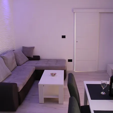 Lira Jacuzzi - Sea View- Terrace 公寓 米利尼