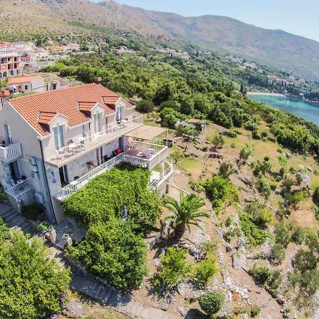 公寓 Lira Jacuzzi - Sea View- Terrace 米利尼