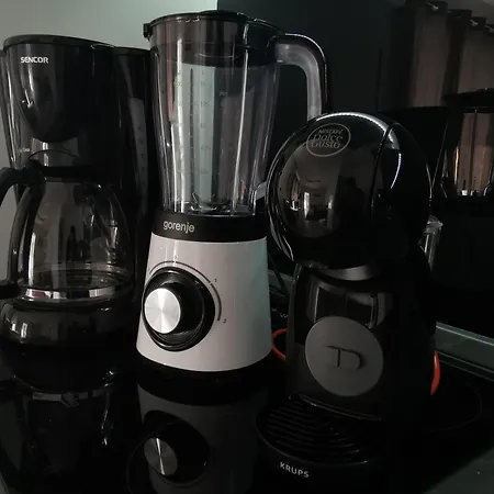 公寓 Lira Jacuzzi - Sea View- Terrace 米利尼