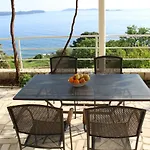 Lira Jacuzzi - Sea View- Terrace *