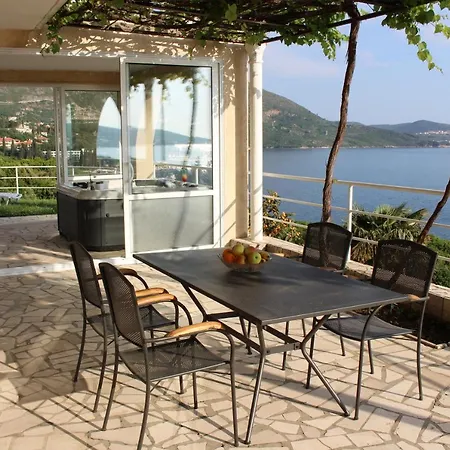 아파트 Lira Jacuzzi - Sea View- Terrace *