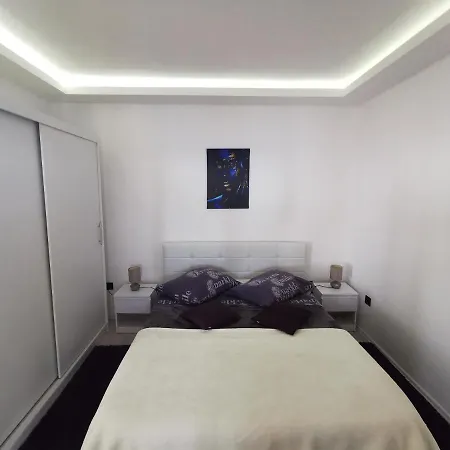 아파트 Lira Jacuzzi - Sea View- Terrace *