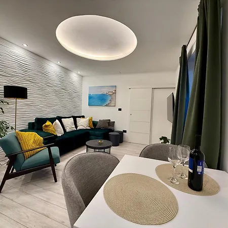 Apartment Lira Jacuzzi - Sea View- Terrace Mlini
