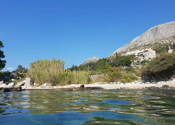 Lira Jacuzzi - Sea View- Terrace شقة