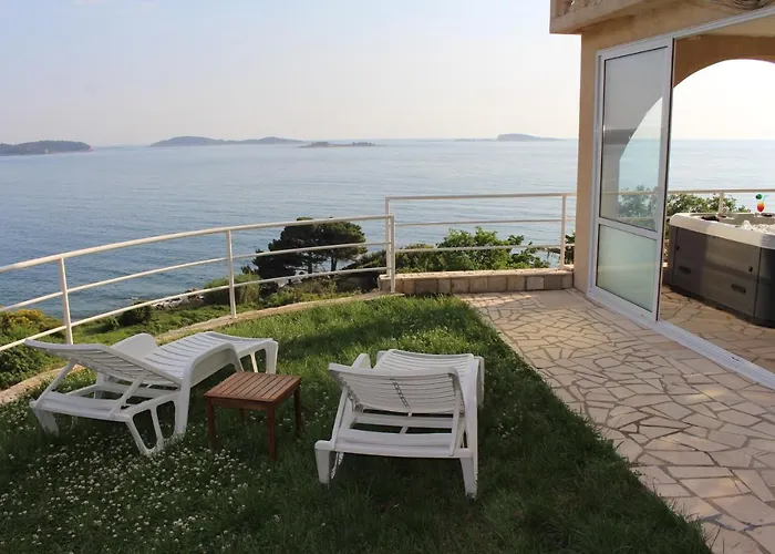 公寓 Lira Jacuzzi - Sea View- Terrace