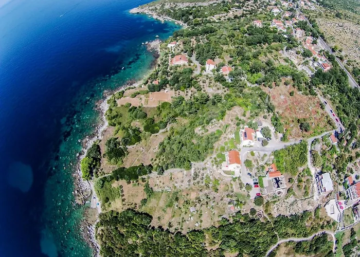 Lira Jacuzzi - Sea View- Terrace